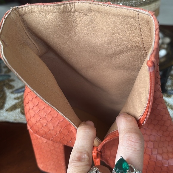 Brand New Farylrobin Anthropologie Genuine Leather Cognac Side Zip Ankle Boot - Picture 11 of 16